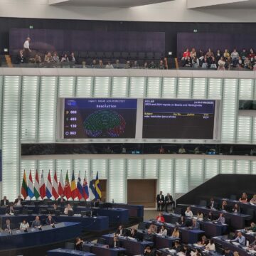 Nous soutenons la perspective européenne de tous les pays des Balkans occidentaux sur la base des critères d’adhésion objectifs, a déclaré le ministère bulgare des affaires étrangères.