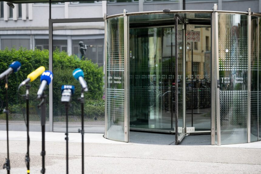 Bruxelles demande à la Slovénie de mener à bien les réformes du financement des médias publics