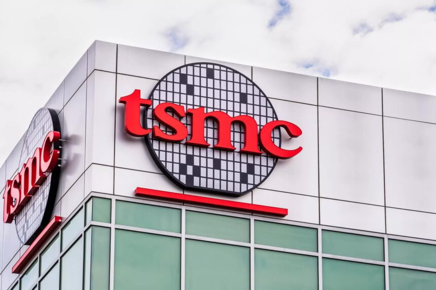 Le procès intenté par TSMC Arizona fait état de discrimination anti-américaine, de remarques racistes, de gifles sur les fesses et de harnais de sécurité Temu.