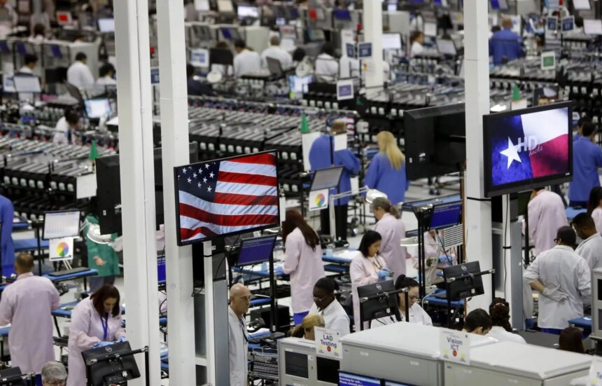 Des initiés de Google expliquent pourquoi la fabrication de téléphones aux États-Unis n’a pas été à la hauteur, alors que Trump appelle Apple à recommencer