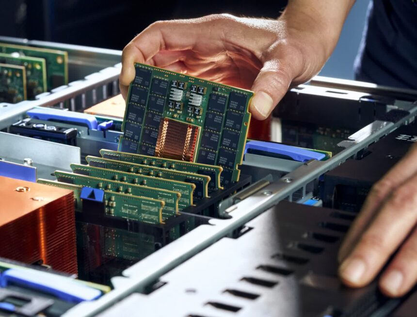 IBM présente les serveurs Power11, qui améliorent la disponibilité, la sécurité et l’efficacité énergétique.