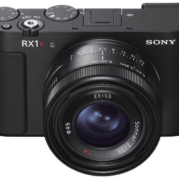 Sony redonne vie à la série RX1R avec un appareil photo compact de 61 mégapixels, et cela n’a pris que 10 ans