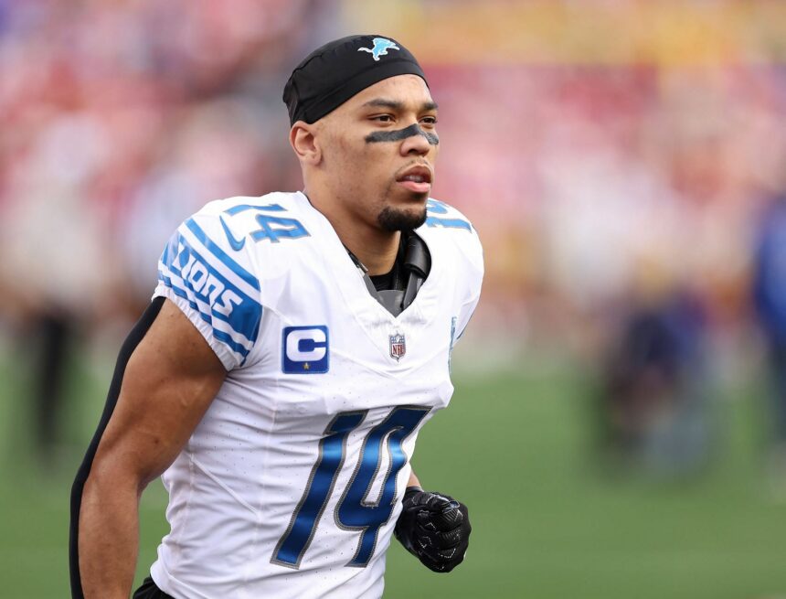 Amon-Ra St. Brown joue-t-il aujourd’hui? Le statut de Lions WR pour le jeu du Temple de la renommée contre les Chargers explorés