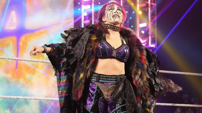 Asuka sauve une étoile de 36 ans de l’attaque du jour du jugement