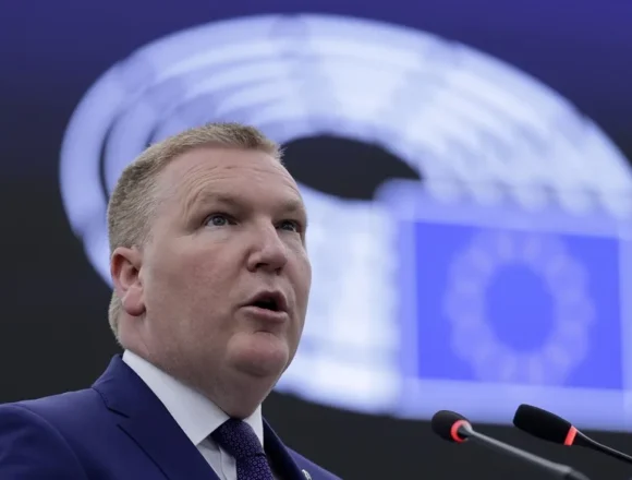 foto.webp.webp La Commission européenne demande une politique d’intégrité plus stricte en Belgique