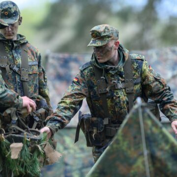 Le retour de la conscription ? Les pays de l’UE débattent du retour du service militaire