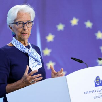 BCE : l’accord commercial avec Trump n’a pas « éliminé l’incertitude mondiale », prévient Christine Lagarde.