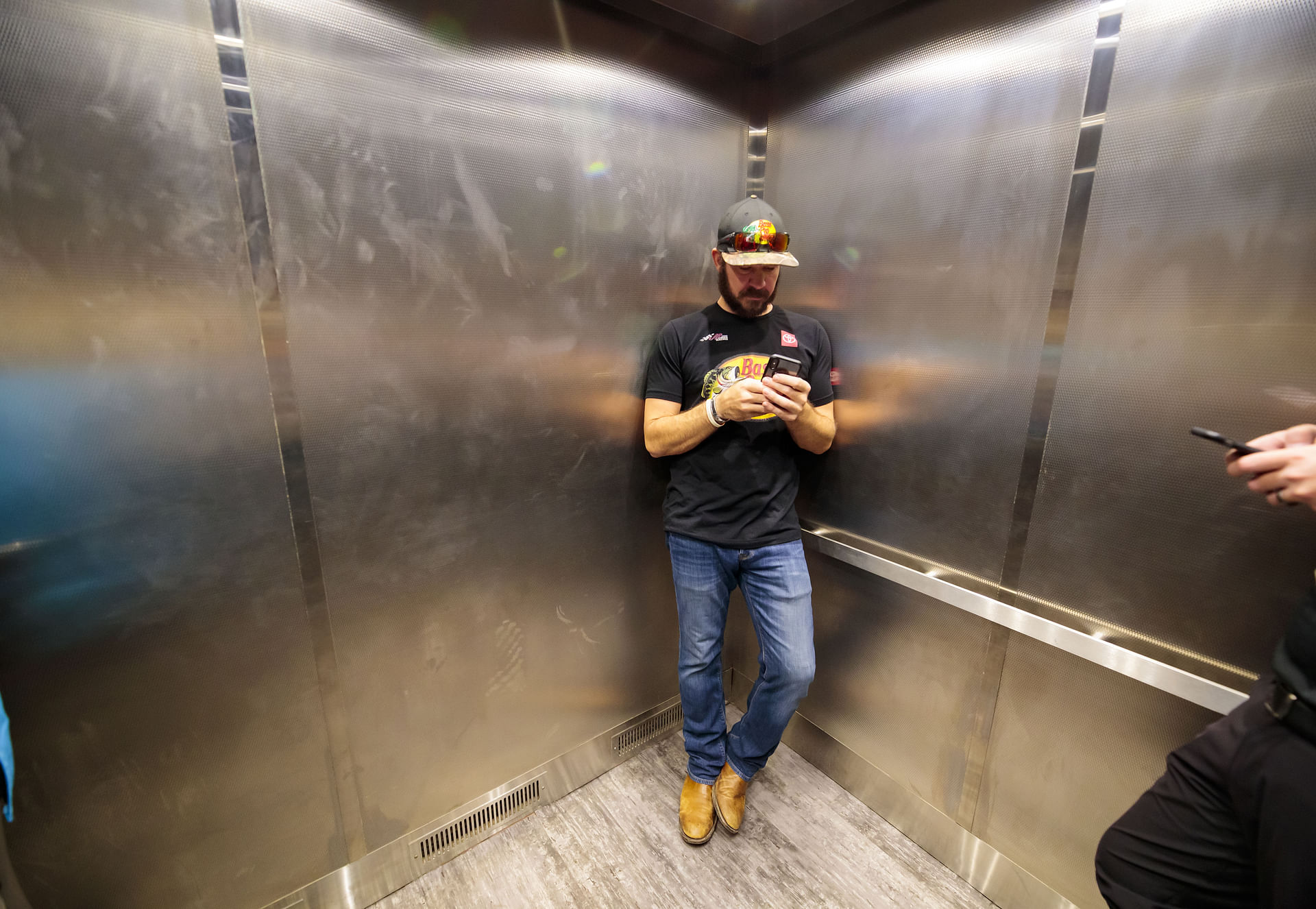 Martin Truex Jr avant le Bluegreen Vacations 500. Source: Imagn