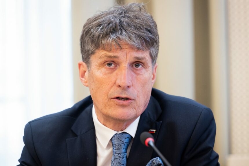 La Slovénie discute avec l’Ukraine des possibilités de coopération dans le domaine de l’industrie de la défense