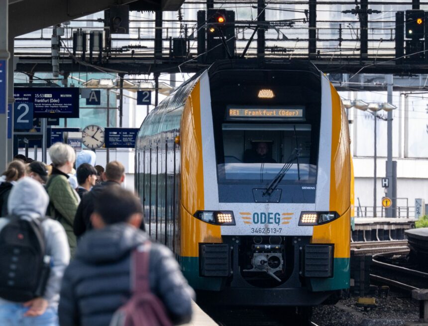 Les voyages en train gagnent du terrain : DiscoverEU encourage les jeunes Européens à prendre le train