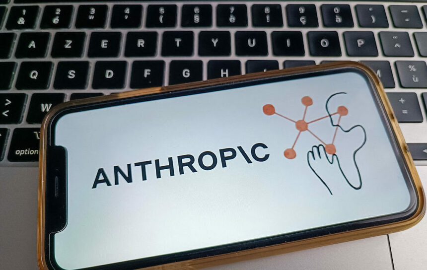 Les auteurs se réjouissent de l’accord « historique » qui sera bientôt conclu dans le cadre du recours collectif contre l’anthroposophie