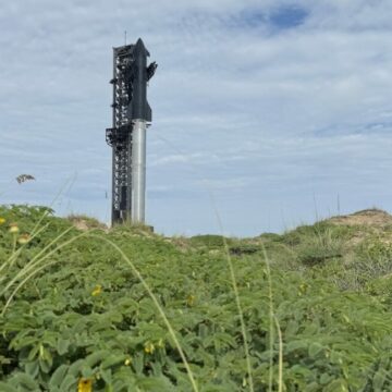 IMG_4815-1152x648.jpg Il ne reste plus beaucoup de temps à SpaceX pour faire parler d’elle avec son vaisseau de deuxième génération.