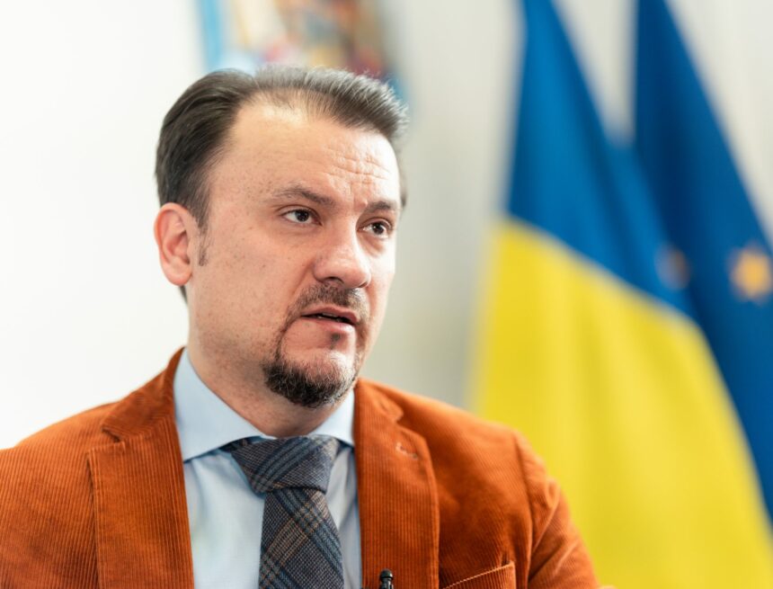 Valentin-Jucan-vicepresedinte-al-Consiliului-National-al-Audiovizualului-din-Romania-agerpres_181511.jpeg Roumanie, /convaincue/que/la/application/de/la/MAE/ contribuera/au/renforcement/de la/démocratie | European Newsroom