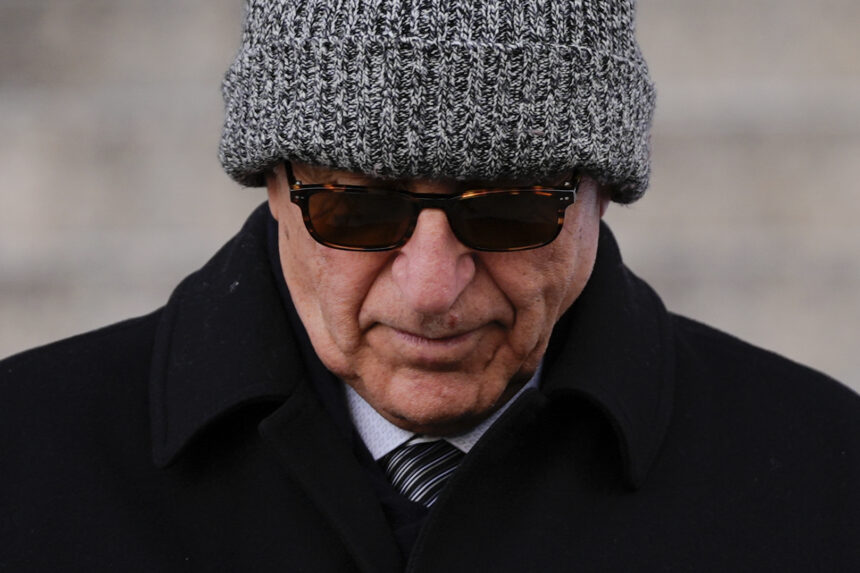 Condamnation du donateur turc d’Adams