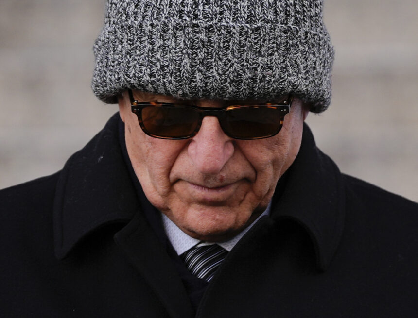 Condamnation du donateur turc d’Adams