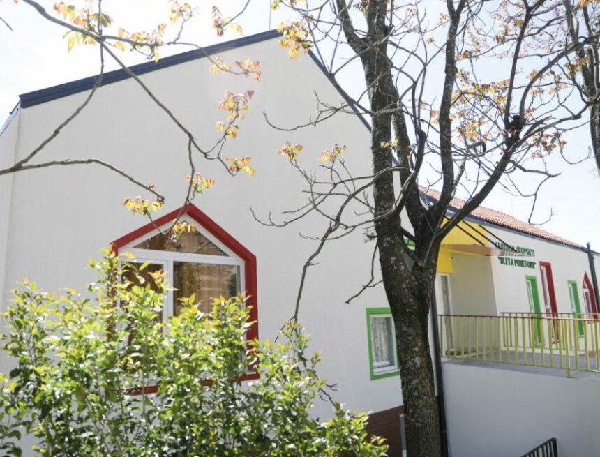 « EU4Schools » également dans le nord de l’Albanie, le jardin d’enfants et la crèche de Rubik sont en cours de reconstruction.