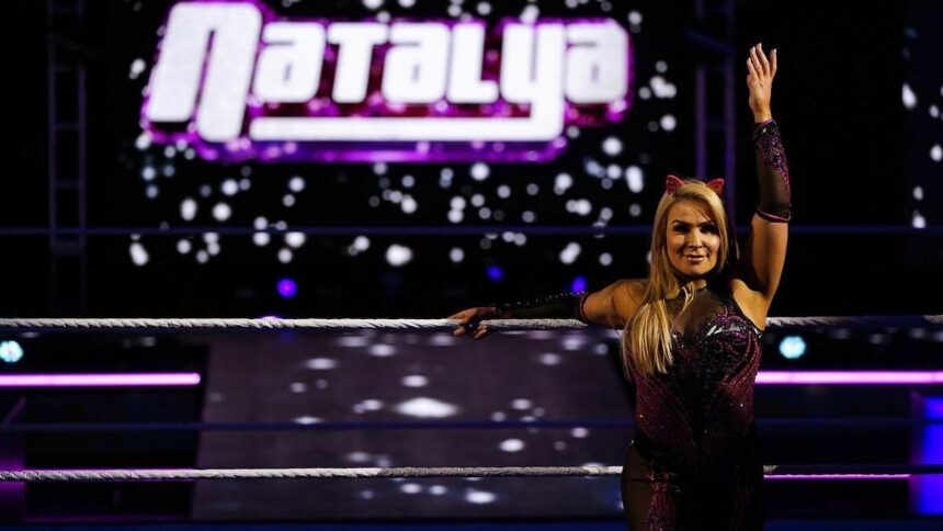 La confrontation devient physique à Natalya Interview avant Bloodsport