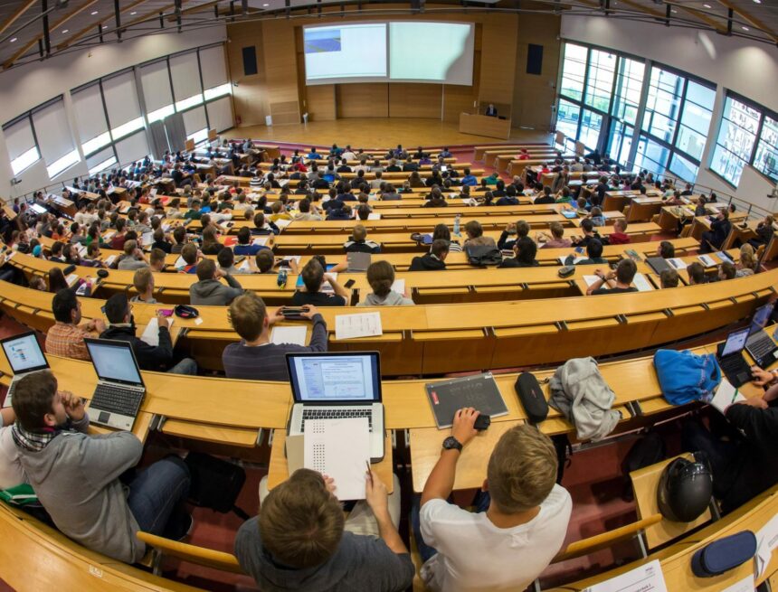 urnnewsmldpa.com20090101220922-99-859815-v6-s2048.jpeg Les pays de l’UE dépensent à nouveau davantage pour l’éducation