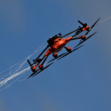Mur anti-drones : « Il faut agir vite et tirer les leçons de l’Ukraine (Commissaire européen à l’AFP)