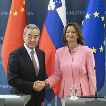 Les ministres des affaires étrangères de la Chine et de la Slovénie discutent également des relations entre l’UE et la Chine