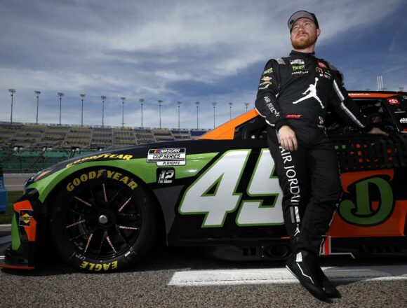 Tyler Reddick affiche une bravoure exceptionnelle alors qu’il court au Kansas malgré le fait que son bébé soit admis en raison de la «USI cardiovasculaire»