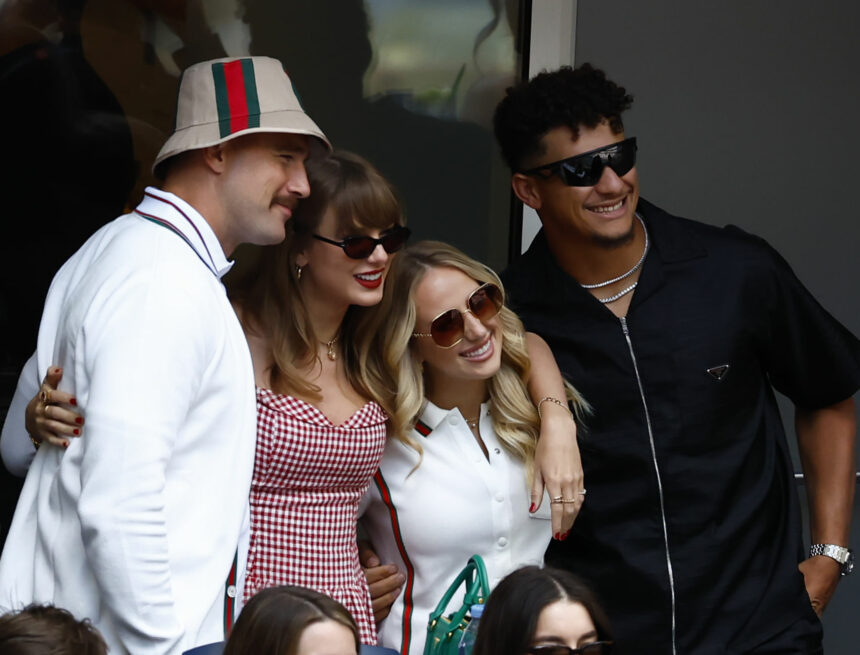 L’ami de Taylor Swift laisse tomber un message de 5 mots sur les manigances de « Fake Pony Ponytail » de Patrick Mahomes Brittany Mahomes à Giants vs Chiefs Game