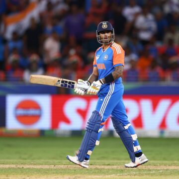 52b41-17583613614687-1920.jpg « Arre Dada, abhi toh chalu hua hai »
