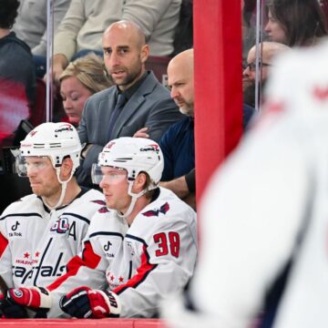 Washington Capitals Place l’entraîneur adjoint Mitch Love sur congé imposé par l’équipe au milieu de l’enquête dans la LNH