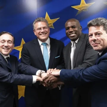 Gibral.webp.webp M. Albares prévoit que l’accord sur Gibraltar sera rédigé d’ici la fin du mois d’octobre et qu’il entrera en vigueur l’année prochaine