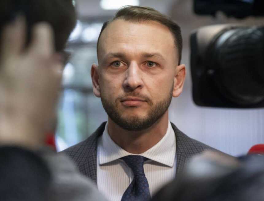 Sutaj-Estok-1.jpg Šutaj Eštok rejette les mécanismes européens de surveillance généralisée prévus par la proposition sur le contrôle du chat