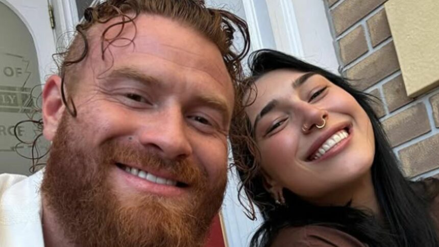 AEW Star envoie un message à Rhea Ripley et Buddy Matthews après une annonce personnelle majeure du couple