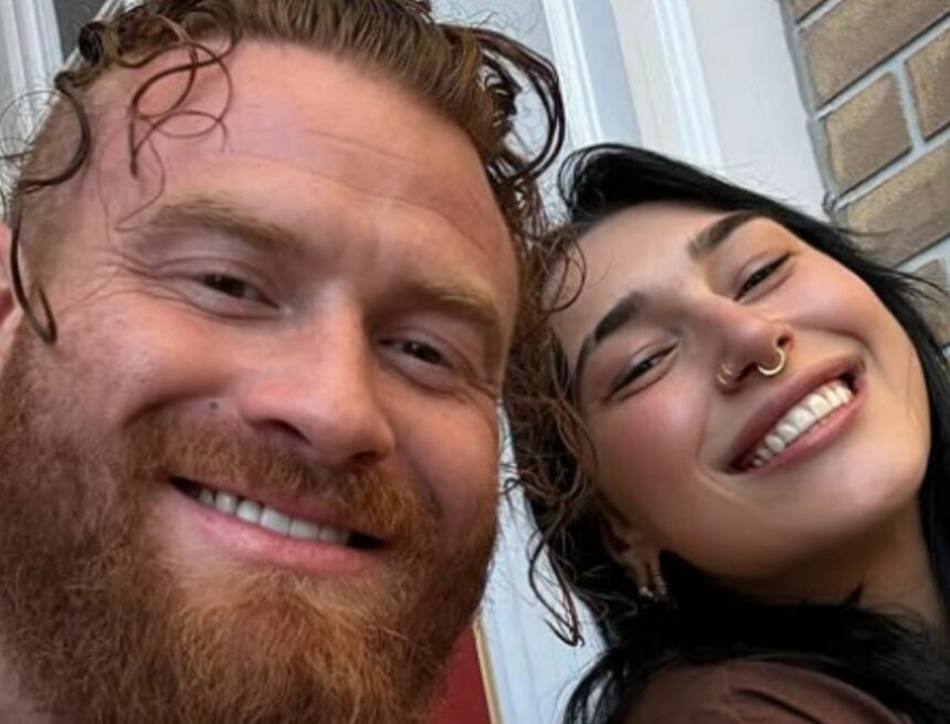 AEW Star envoie un message à Rhea Ripley et Buddy Matthews après une annonce personnelle majeure du couple