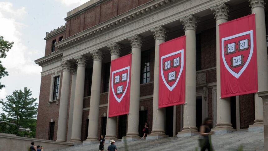 Harvard bat Trump : un juge ordonne aux États-Unis de rétablir un financement de 2,6 milliards de dollars